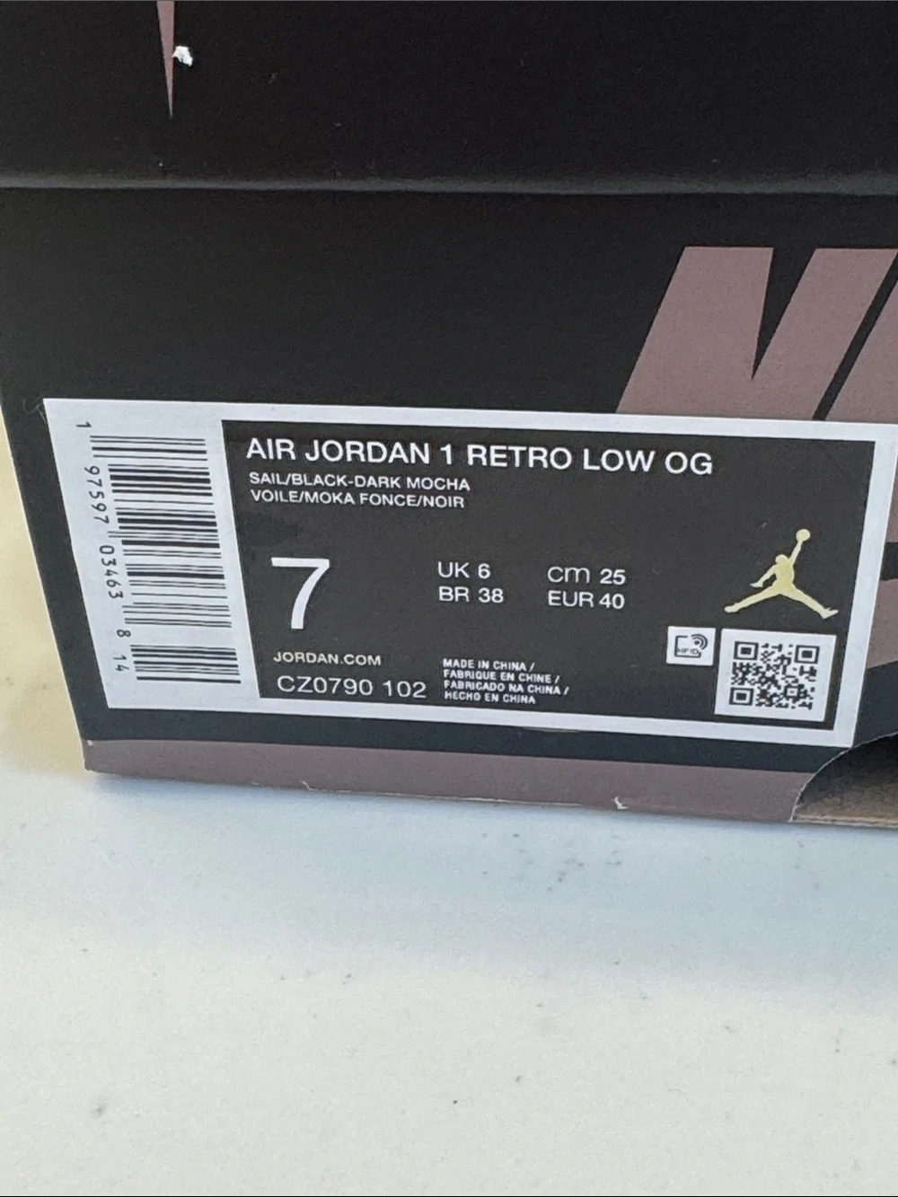 Air Jordan 1 Retro Low OG shoes